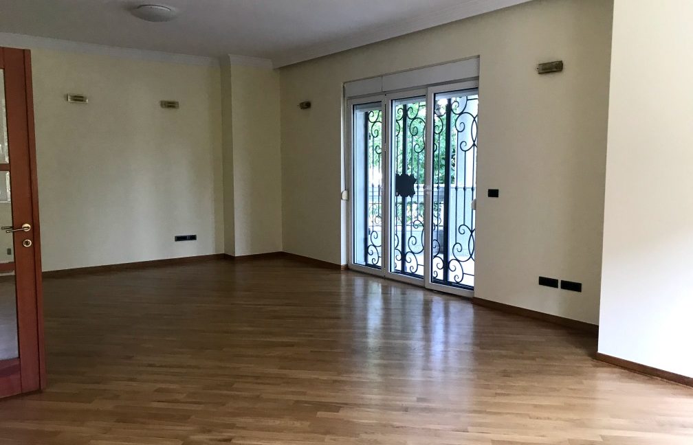 Rent Luxury House Dedinje (13)