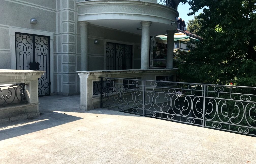 Dedinje luksuzna kuća za izdavanje(3)
