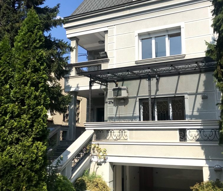 Dedinje luksuzna kuća za izdavanje(39)