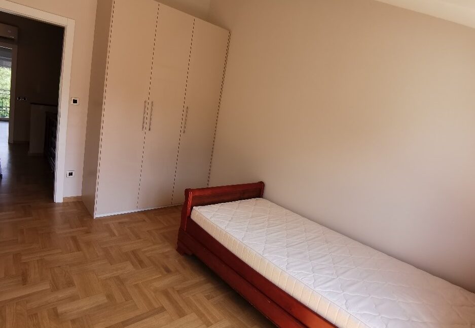 Dedinje 220sqm house for rent (40)