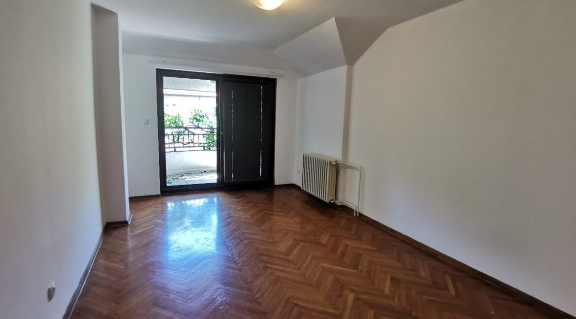Dedinje 300sqm house for rent (1)