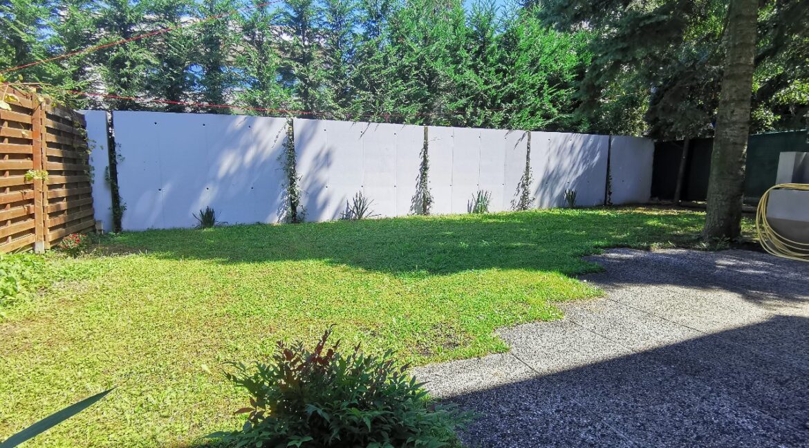 Dedinje 300sqm house for rent (18)