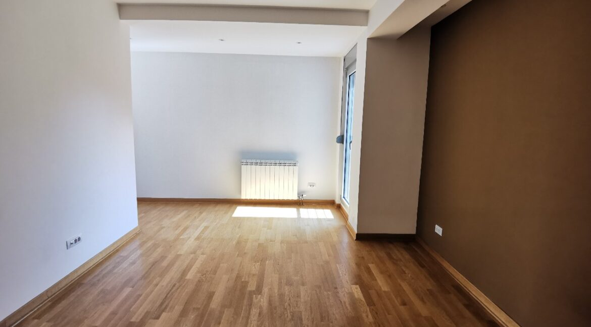 Banovo brdo house for rent (11)