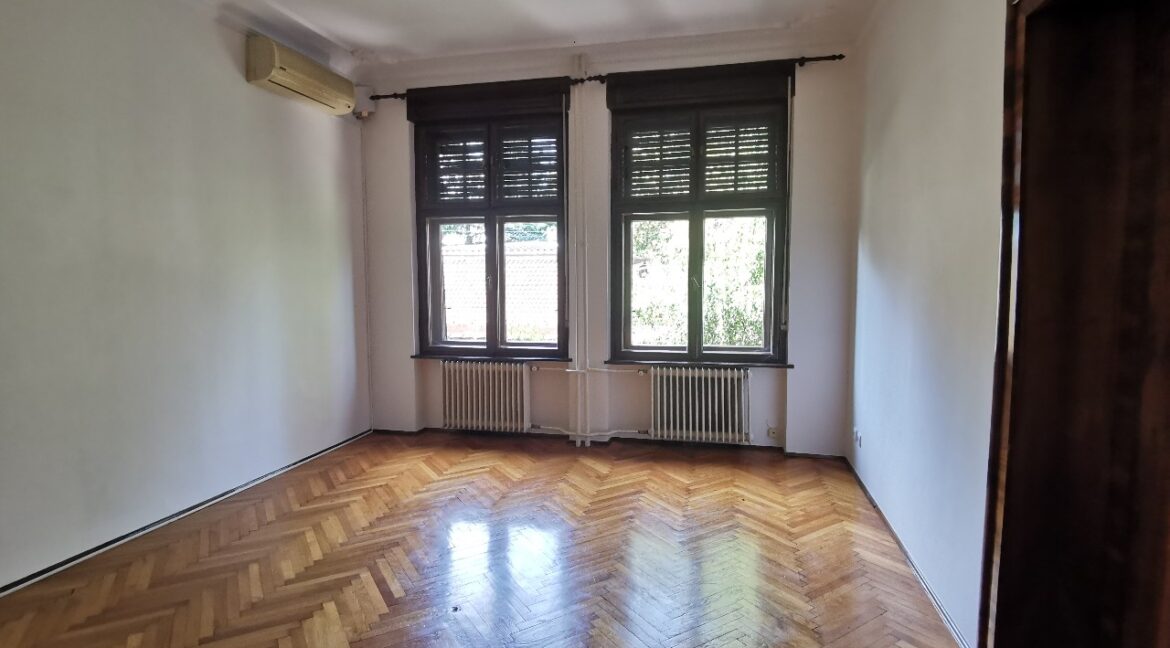 Dedinje 180sqm with garden for rent (12)