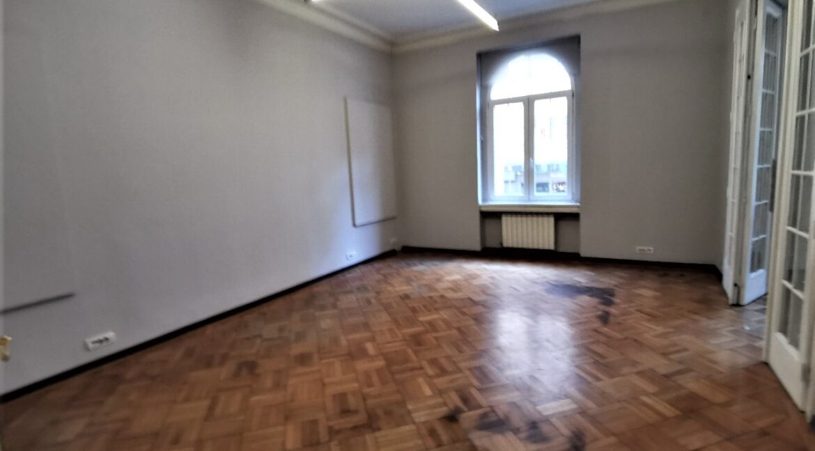 Rent luxury office space (14)