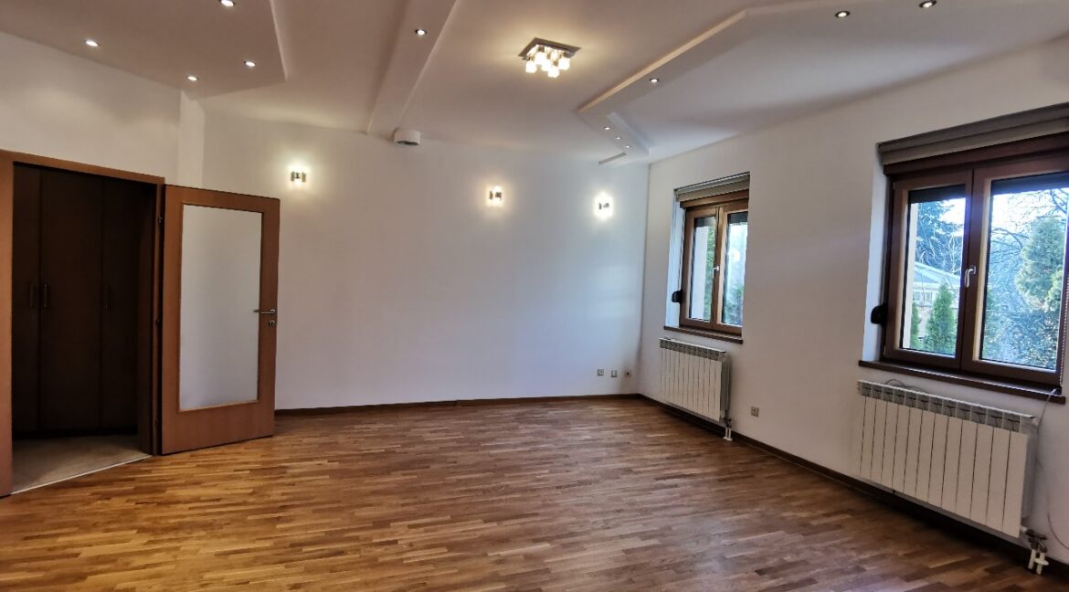Dedinje 160sqm apartment with garden for rent (15)
