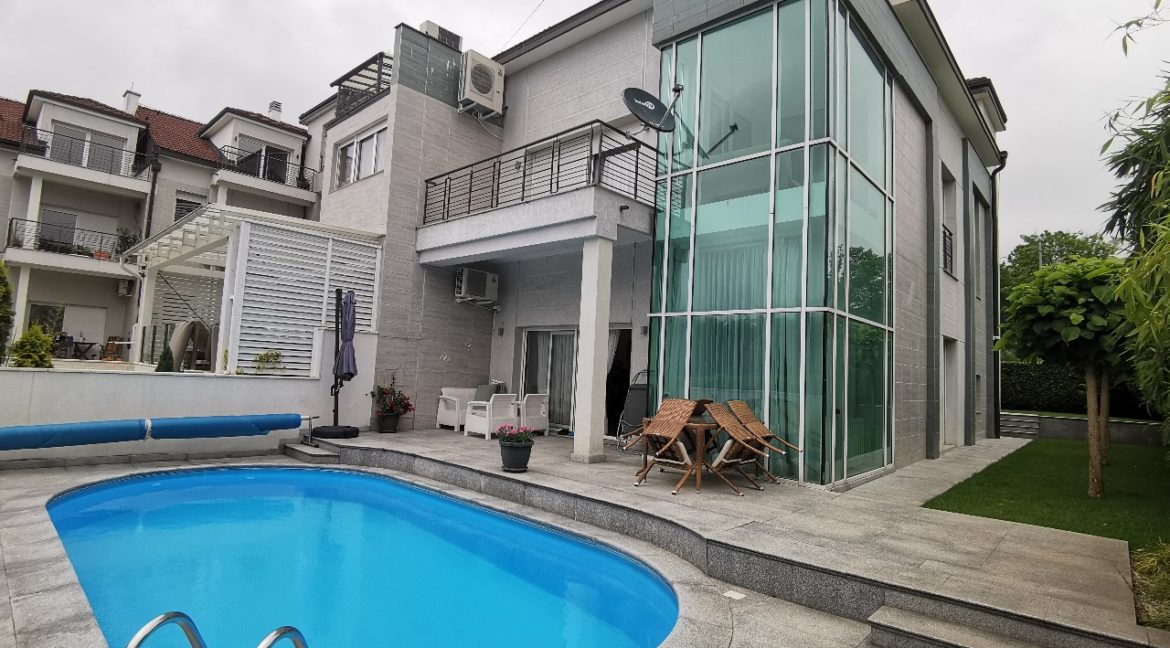 Dedinje house with swimming pool for rent (10)