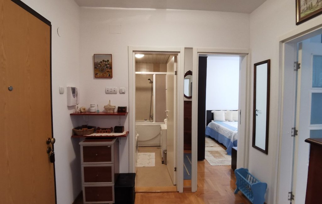 centre 60sqm lux apartment for rent (8)