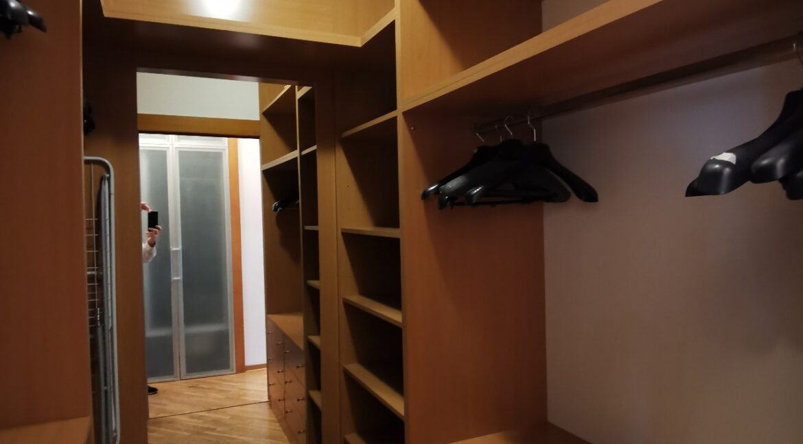 Senjak 120sqm furnished apartment for rent (15)
