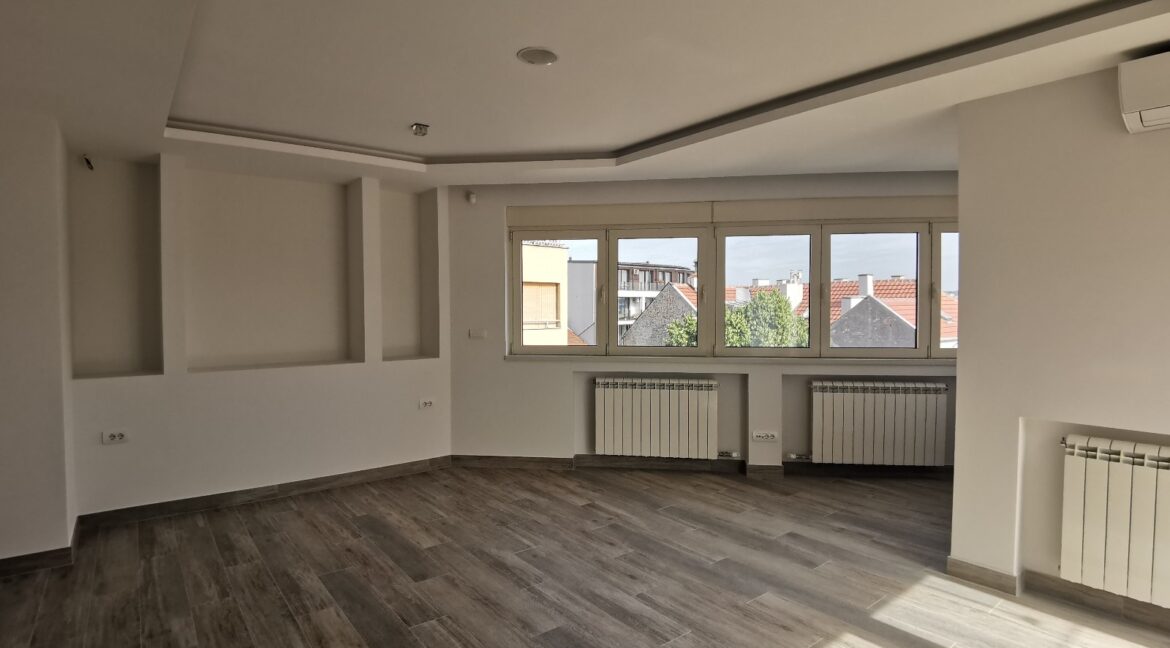 84CC0AA0-1133-4167-9D0A-E85B658B7E37