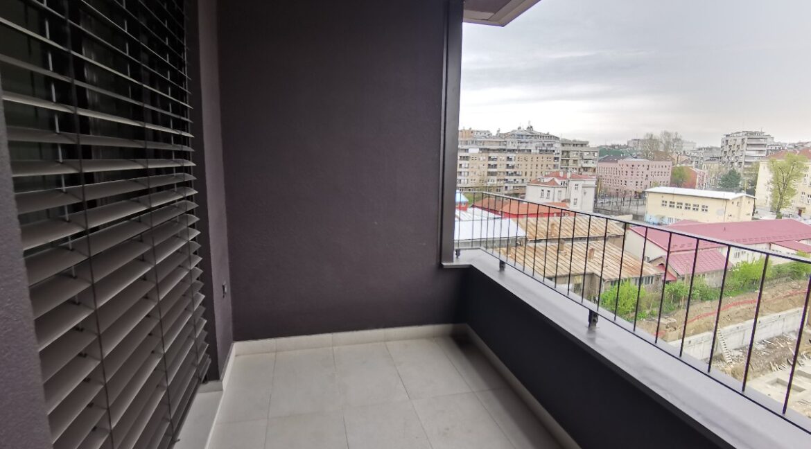 DB64875C-F97B-49C8-84CD-0C8DD9D6F9D9