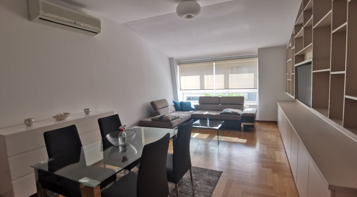 FB99866E-0126-4C59-8B5D-6EDBB85DE2B4