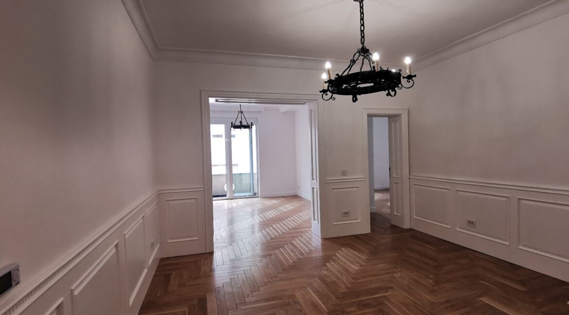 0C86C613-5A91-49CA-8FCA-E0EFD89537D1