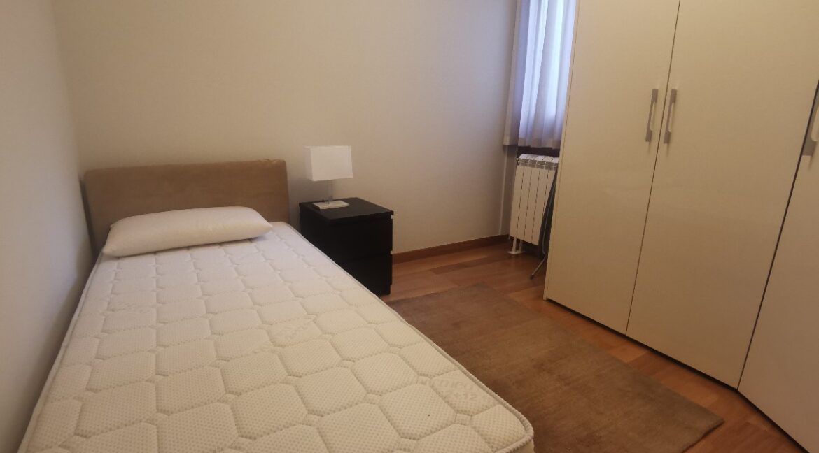 D447A7D6-EDA9-4294-99AE-27AB21A9AAD6