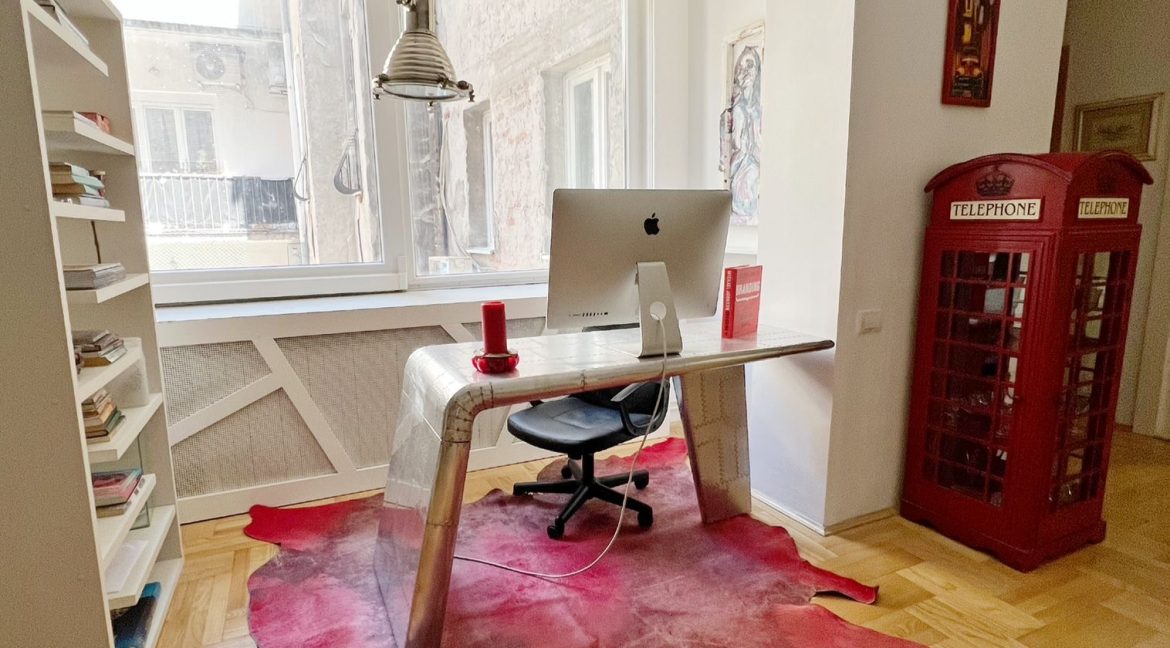 8d0823ce-286c-40c2-892e-aceddff936ca