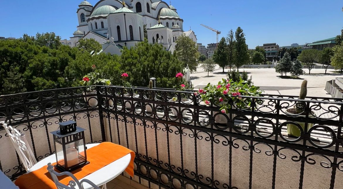 c585c74f-2d69-4c14-8061-f98592e6e040